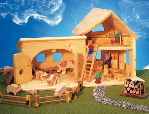 großer Holzbauernhof mit Zubehör