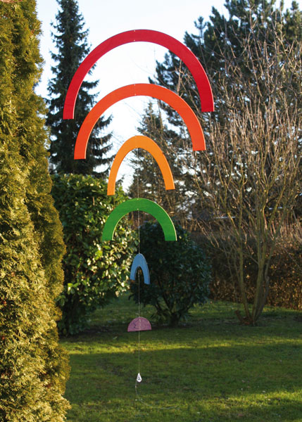 Regenbogenmobile entsteht in Zusammen arbeit mit Werkstätten für Menschen mit Behinderungen